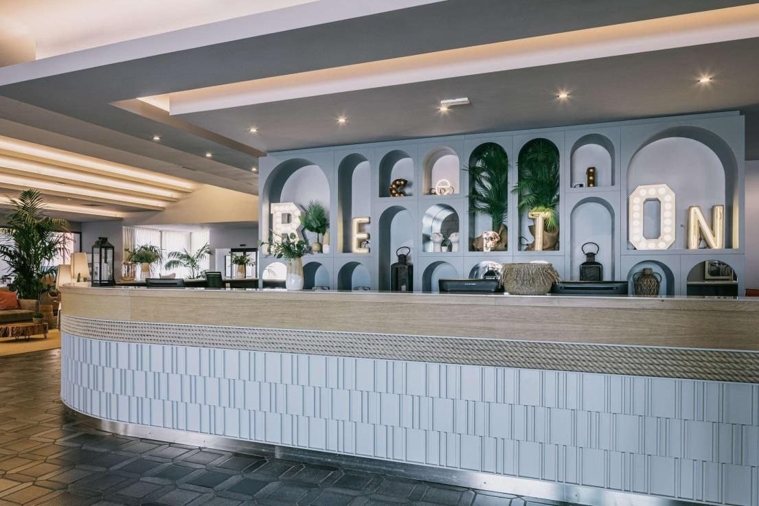 Reception counter in tiled relief